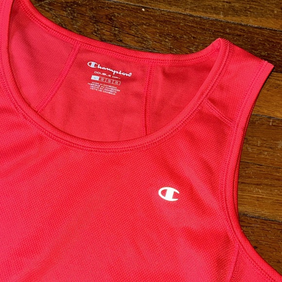 Champion Women's Vibrant Red Workout Tank Top, Large - Picture 2 of 4